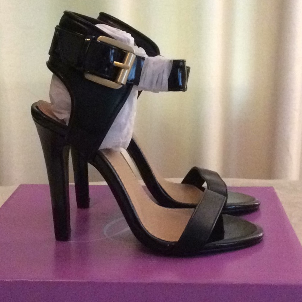 New black heels